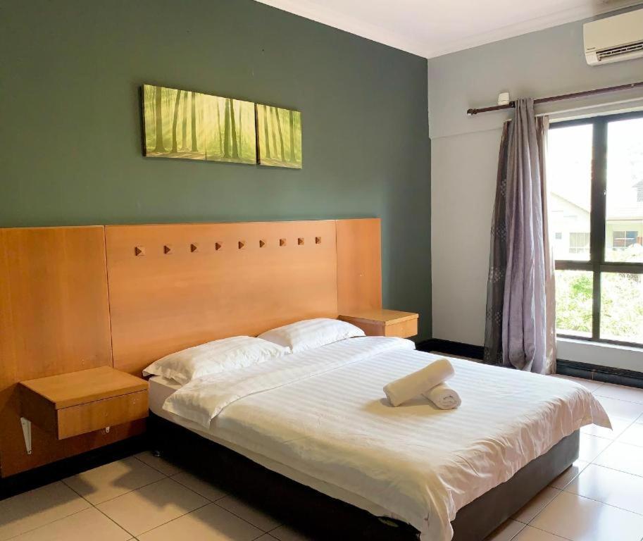 Marina Court Vacation Home 3 Bedrooms - Kota Kinabalu Eksteriør bilde