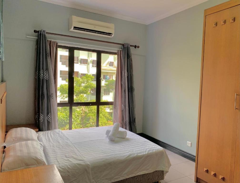 Marina Court Vacation Home 3 Bedrooms - Kota Kinabalu Eksteriør bilde