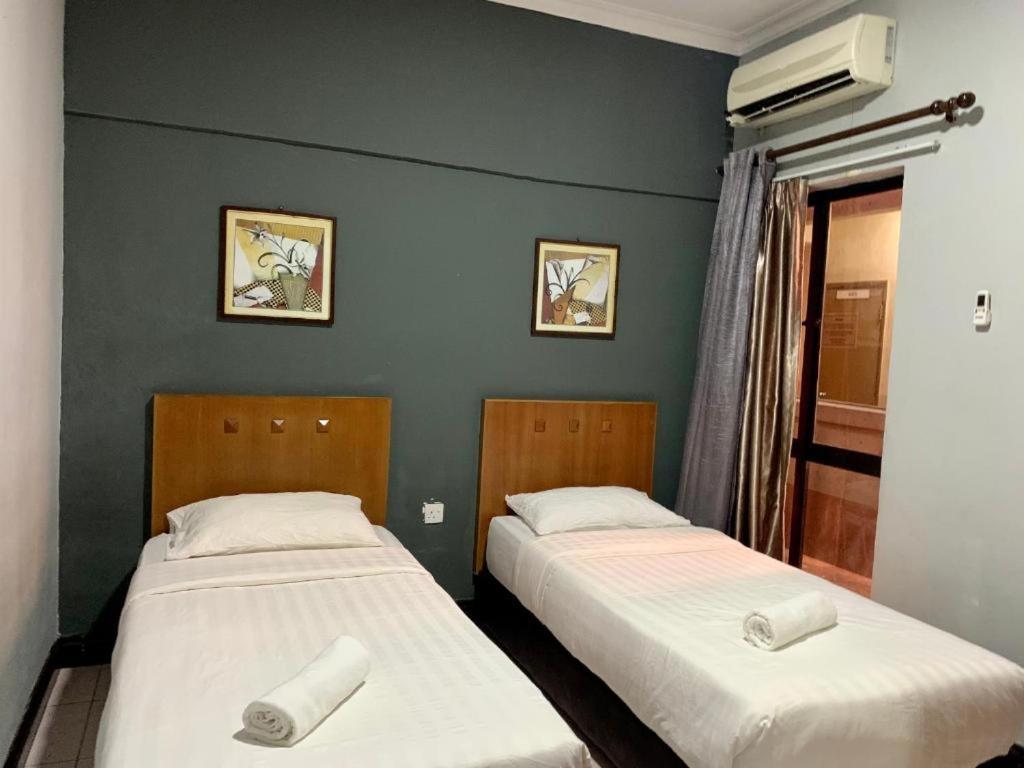 Marina Court Vacation Home 3 Bedrooms - Kota Kinabalu Eksteriør bilde