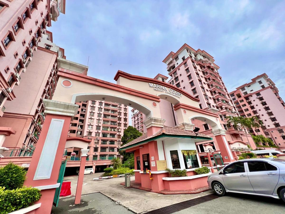 Marina Court Vacation Home 3 Bedrooms - Kota Kinabalu Eksteriør bilde