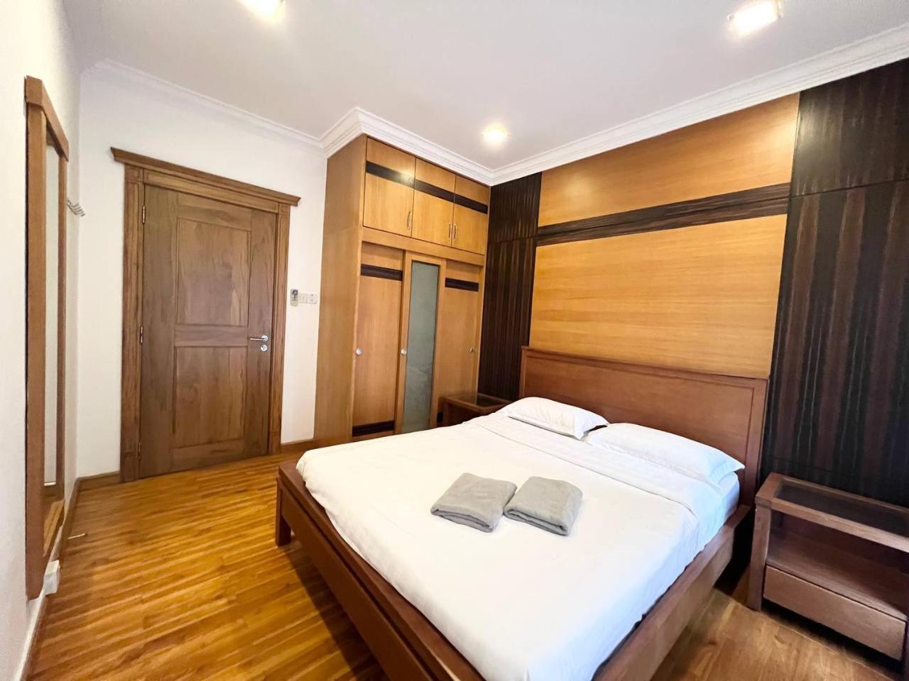Marina Court Vacation Home 3 Bedrooms - Kota Kinabalu Eksteriør bilde