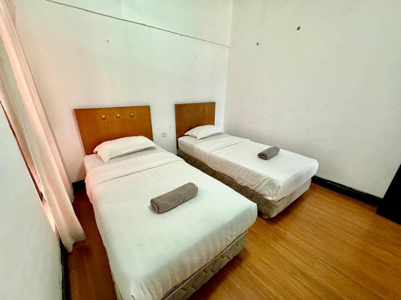 Marina Court Vacation Home 3 Bedrooms - Kota Kinabalu Eksteriør bilde